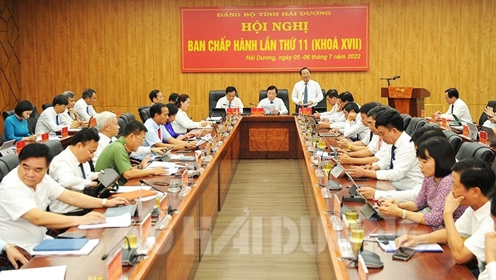Hội nghị lần thứ 11 Ban Chấp hành Đảng bộ tỉnh Hải Dương khóa XVII thảo luận tại hội trường